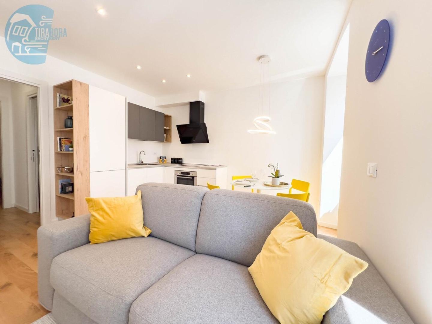 Cassa Di Risparmio 11 Tirabora Short Rent Trieszt Kültér fotó