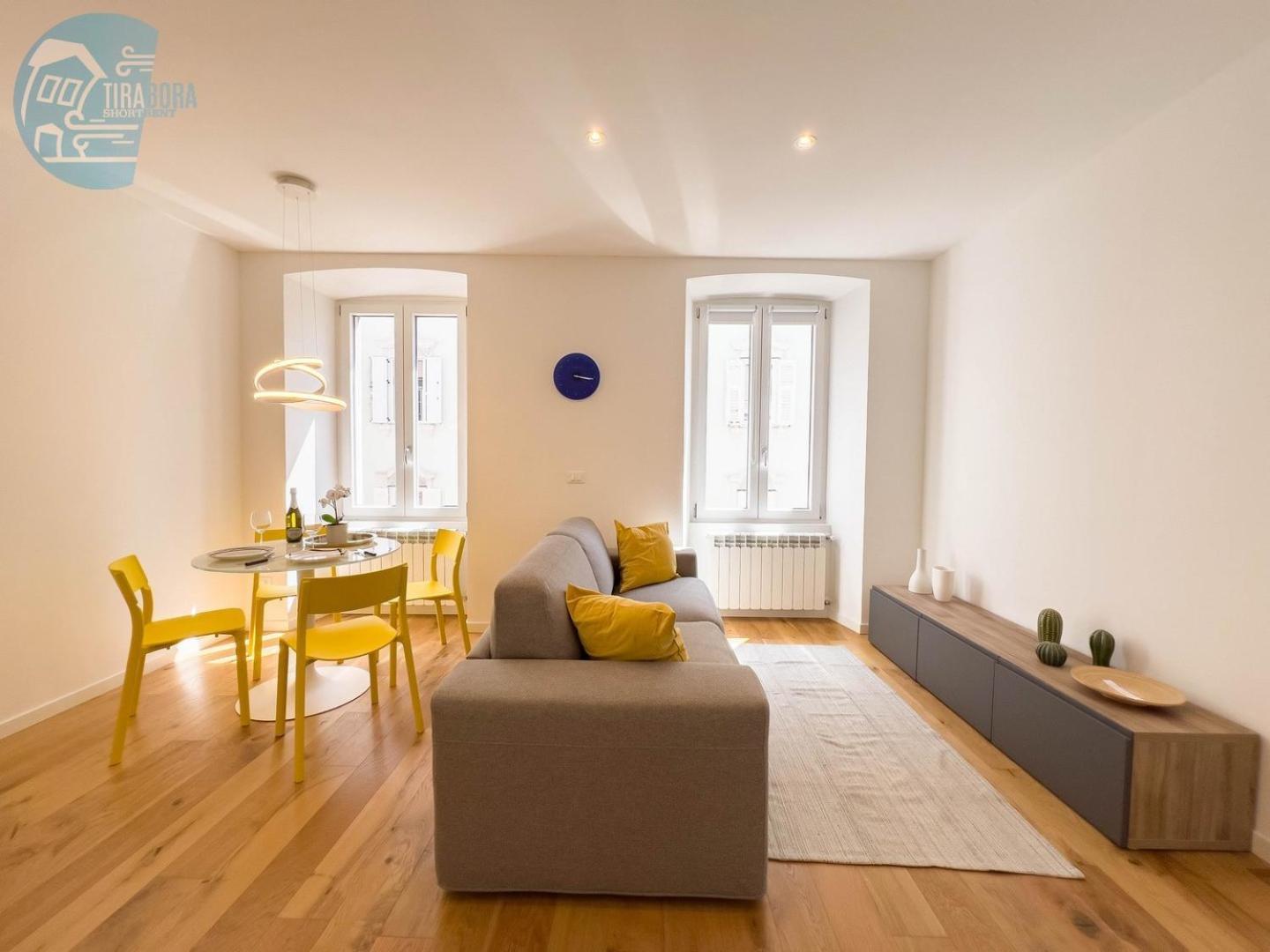 Cassa Di Risparmio 11 Tirabora Short Rent Trieszt Kültér fotó