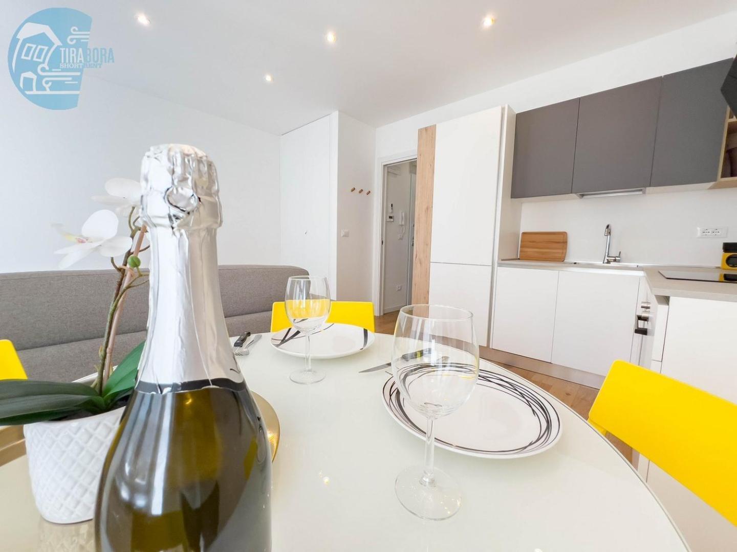 Cassa Di Risparmio 11 Tirabora Short Rent Trieszt Kültér fotó